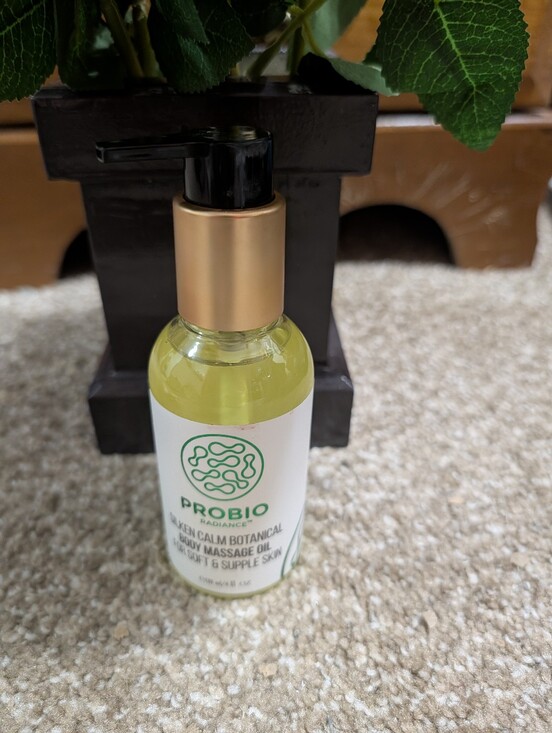 Probio Other - Green Botanical Calming Cleanser & Massage Oil - Green